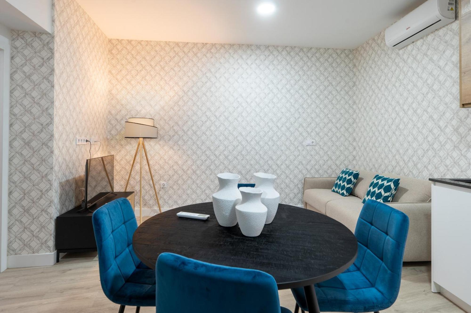 New Modern - Quiet Street - Setas De Apartamento Sevilla